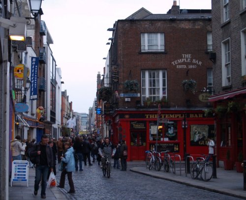 Shops and bars in the Temple Bar area, Dublin City, Ireland