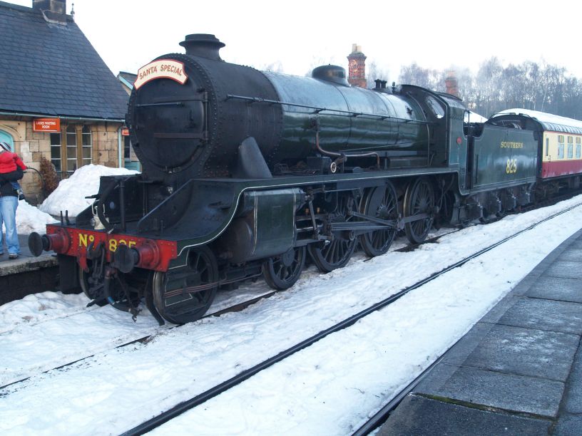 NYMR Santa Specials December 2010