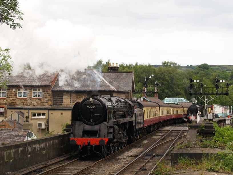 Standard BR 9F 2-10-0 92214