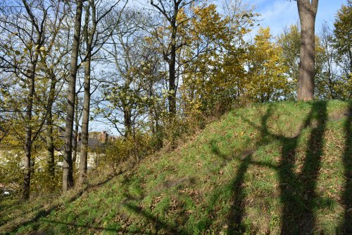 walking on the city walls of York