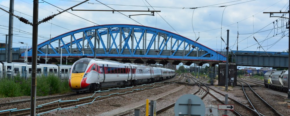 Class 800 bi-mode multiple units