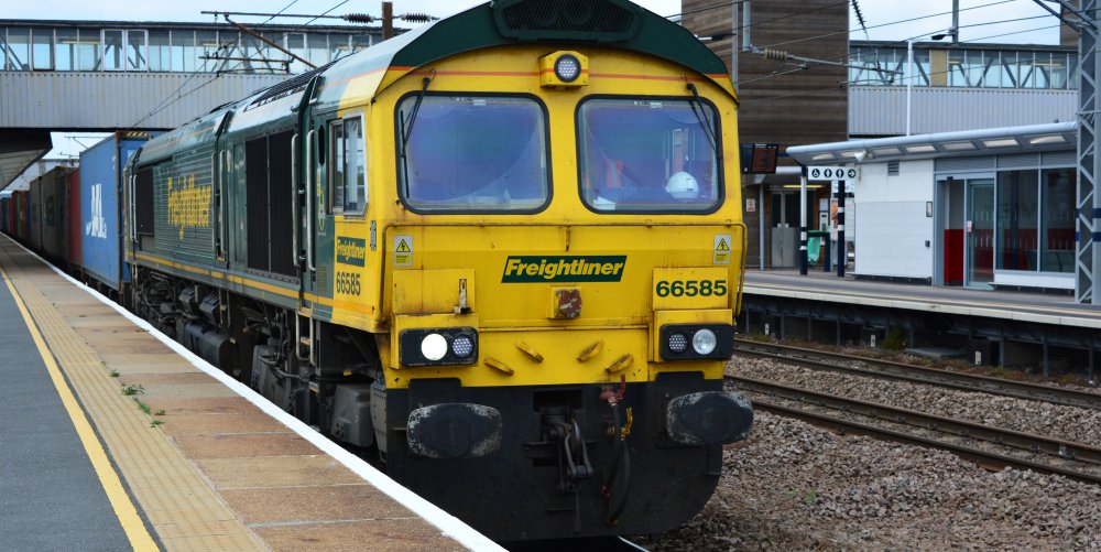 Class 66 diesel locomotive 66585 Peterborough station