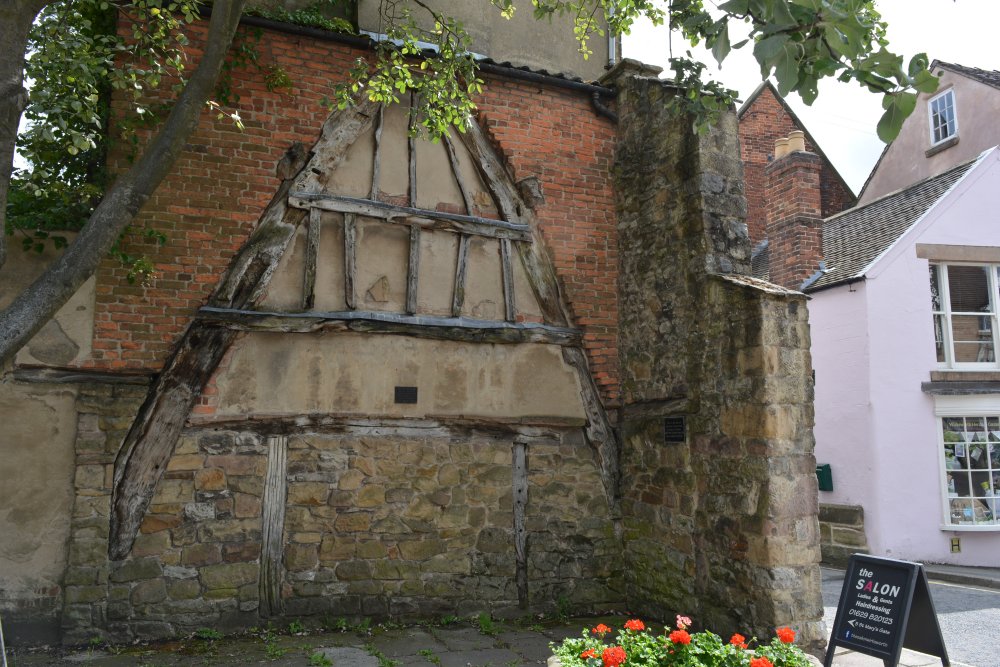medieval cruck truss Wirksworth, Derbyshire