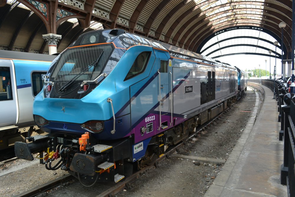Class 68 diesel locomotive 68023 Resolution, York station