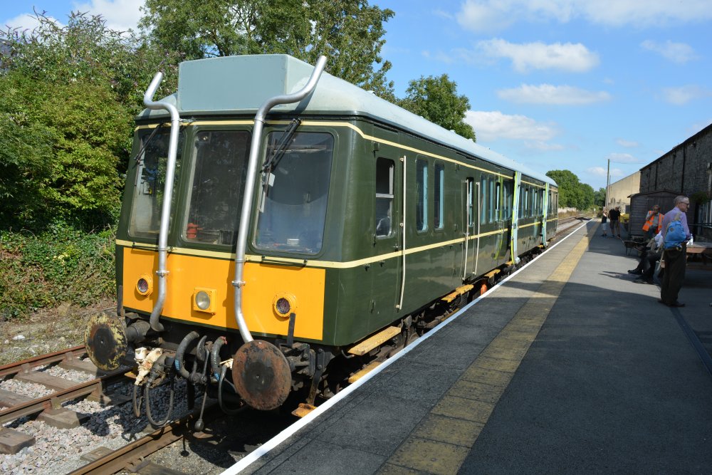 Class 121 DMU Pressed Steel Suburban units DMBS 55032