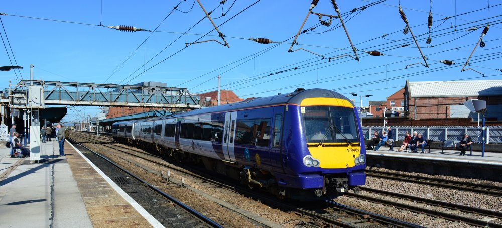 Class 170 DMU unit 170461 Northern service Doncaster-Sheffield