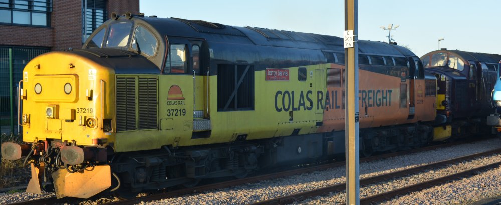 Colas Rail Freight Class 37 diesel 37219 Demelza York Station