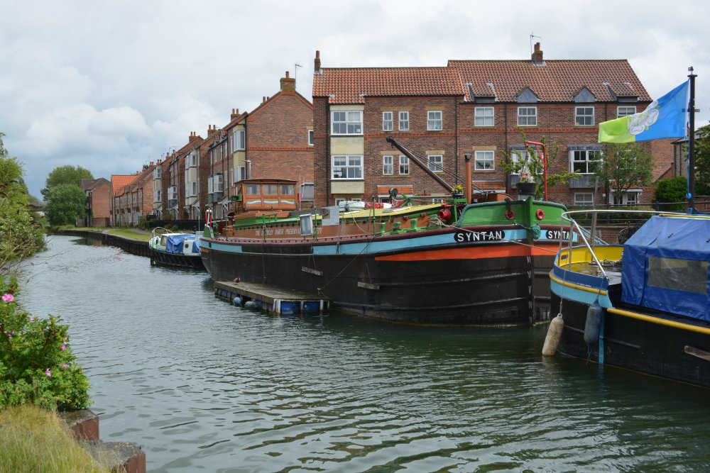 Beverley Beck walk Canal Cut