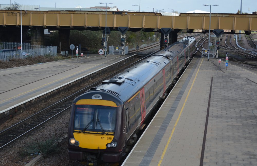 Class 170 DMU unit Class 170/3 170398 entering Leicester station with an East Midlands Railway service from Stansted to Birmingham (March 2023)